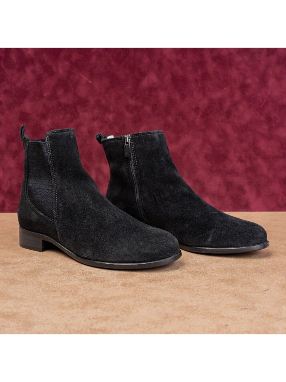 La Canadienne Suma Black Suede Waterproof Zip Fall Dress Chelsea Boots 6.5